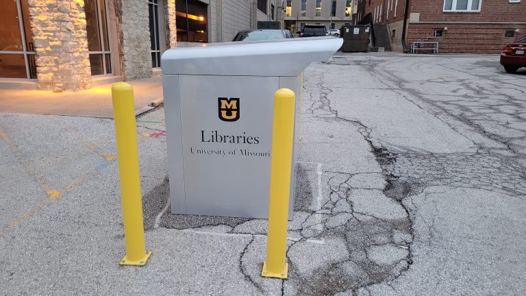 The book drop outside the Hitt Street Parking Structure