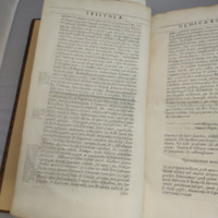Glossarium archaiologicum: continens latino-barbara, peregrina, obsoleta, & novatæ significationis vocabula