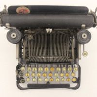 Typewriter_2.JPG