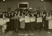 Photo of Hamlin with MU Journalism class (Hamlin in front row, center).